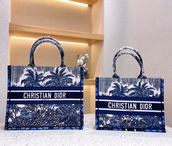 luxury designers women leather bags lady fashion classic brand handbags backpack ladies should bag -d1748, Red;black
luxury designers women leather bags lady fashion classic brand handbags backpack ladies should bag -d1748, Red;black