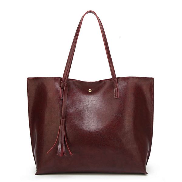 autumn and winter 2021 fashion tote bag oil large capacity one shoulder hand women's
autumn and winter 2021 fashion tote bag oil large capacity one shoulder hand women's