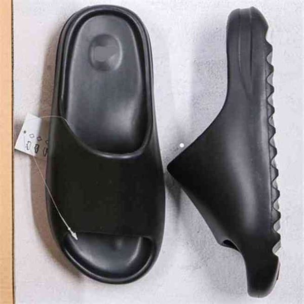 yeesy slide foam bone black green fashion sports slippers white khaki men women indoor outdoor sandal basketball shoes football sneakers siz
yeesy slide foam bone black green fashion sports slippers white khaki men women indoor outdoor sandal basketball shoes football sneakers siz