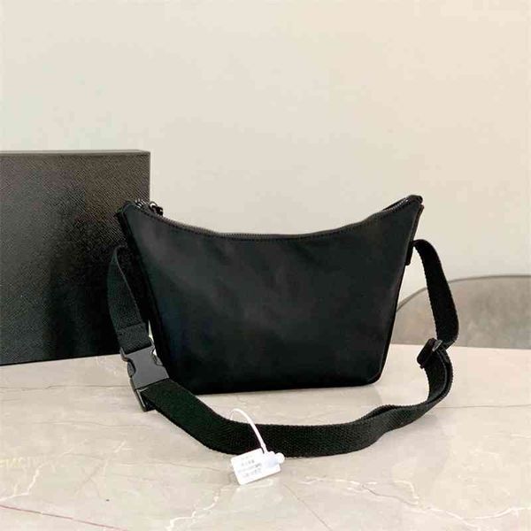 2022 factory outlet online 65% clearance trend women's armpit single shoulder leisure simple bag
2022 factory outlet online 65% clearance trend women's armpit single shoulder leisure simple bag