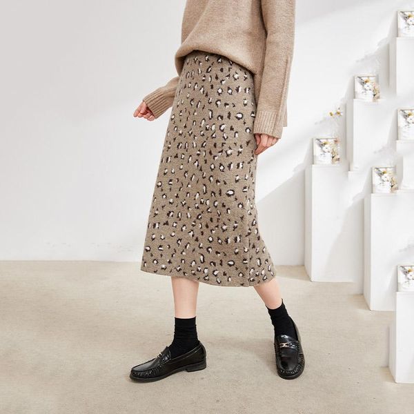skirts 2021 spring colors leopard knit pencil skirt for women fashion jacquard hip step ladies high waist, Black
skirts 2021 spring colors leopard knit pencil skirt for women fashion jacquard hip step ladies high waist, Black