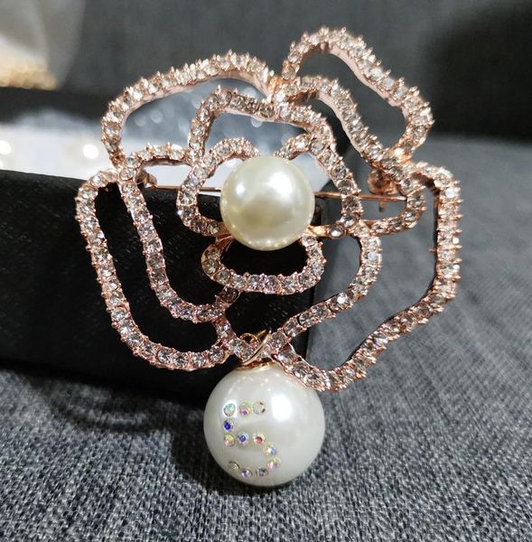 pins, brooches designer crystal pave scarf pins for women no.5 pearls lapel pin jewelry broches de strass luxo gift, Gray
pins, brooches designer crystal pave scarf pins for women no.5 pearls lapel pin jewelry broches de strass luxo gift, Gray