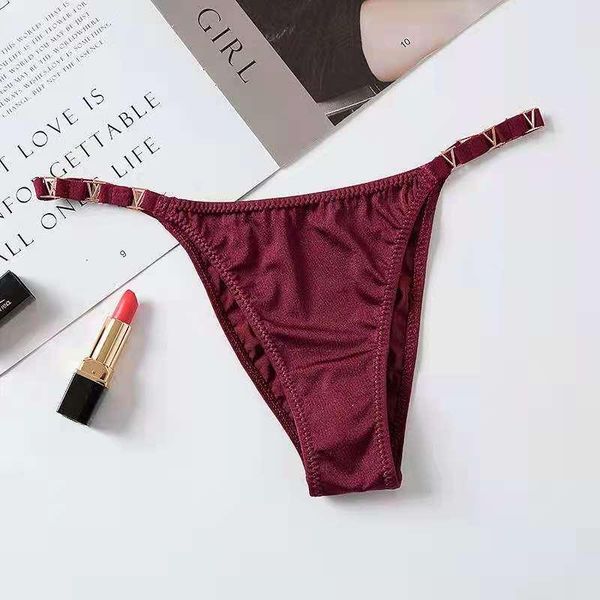 women's panties v-shaped metal ice silk underwear fitness exercise hip lifting low waist thong half buttock women, Black;pink
women's panties v-shaped metal ice silk underwear fitness exercise hip lifting low waist thong half buttock women, Black;pink