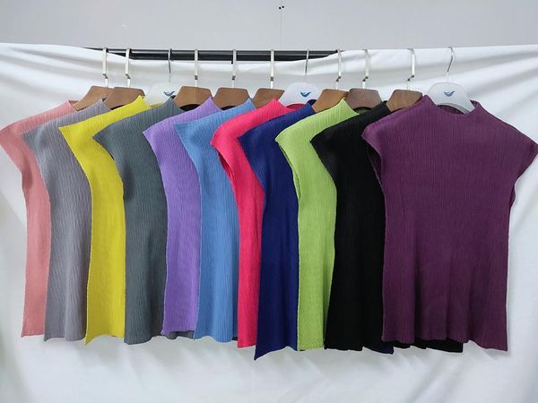 miyake pleated aesthetic clothes womens t shirts sleeveless black bst harajuku kawaii casual fashion graphic women tees tp2145, White
miyake pleated aesthetic clothes womens t shirts sleeveless black bst harajuku kawaii casual fashion graphic women tees tp2145, White