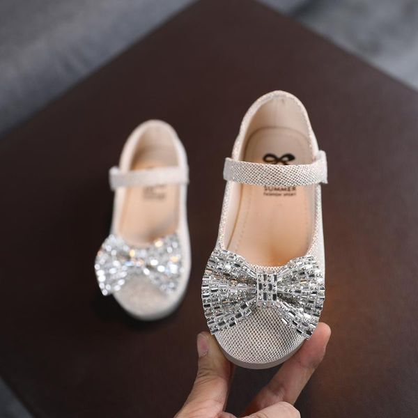 first walkers toddler infant kids wedding shoes baby girls soft princess butterfly knot leather flat casual chaussure enfant fille
first walkers toddler infant kids wedding shoes baby girls soft princess butterfly knot leather flat casual chaussure enfant fille