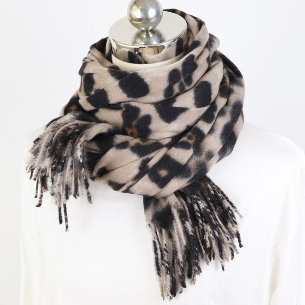 scarves women shawl wrap with tassel animal leopard print cashmere pashmina scarf 2021 winter foulard femme, Blue;gray
scarves women shawl wrap with tassel animal leopard print cashmere pashmina scarf 2021 winter foulard femme, Blue;gray