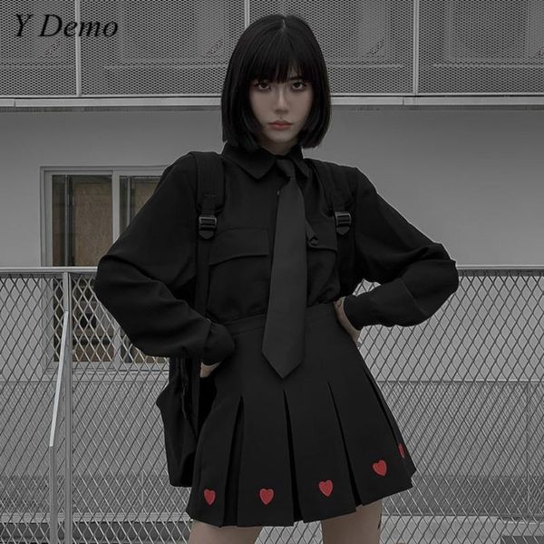 summer preppy style high waist pleated skirt woman heart embroidery a-line mini skirts, Black
summer preppy style high waist pleated skirt woman heart embroidery a-line mini skirts, Black