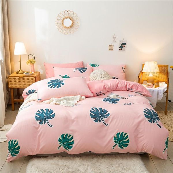 bedding sets 4 pieces set microfiber,1 duvet cover,2 pillow shams and 1 bed sheet ,king,twin,full size,comfort high quality
bedding sets 4 pieces set microfiber,1 duvet cover,2 pillow shams and 1 bed sheet ,king,twin,full size,comfort high quality