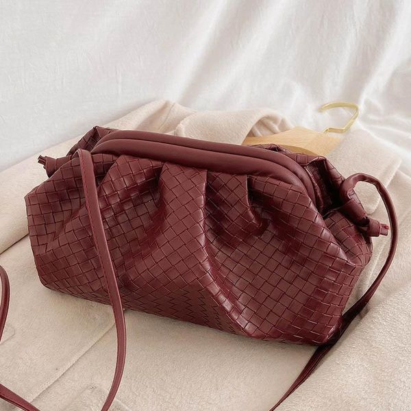 evening bags luxury handbag women designer 2021 shoulder pack leather weave pattern hand bag crossbody for lady clutch purse
evening bags luxury handbag women designer 2021 shoulder pack leather weave pattern hand bag crossbody for lady clutch purse