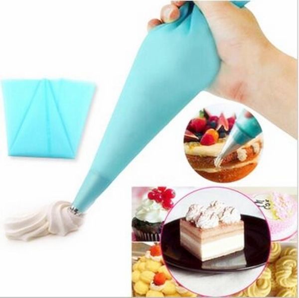 cake tools 8 pcs/set silicone kitchen accessories icing piping cream pastry bag + 6 stainless steel nozzle set diy decorating tips
cake tools 8 pcs/set silicone kitchen accessories icing piping cream pastry bag + 6 stainless steel nozzle set diy decorating tips