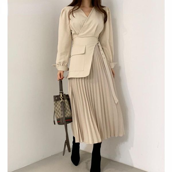 casual dresses v-neck slim waist belted female dress 2021 spring elegant full sleeve women pleated vestidos ladies midi, Black;gray
casual dresses v-neck slim waist belted female dress 2021 spring elegant full sleeve women pleated vestidos ladies midi, Black;gray