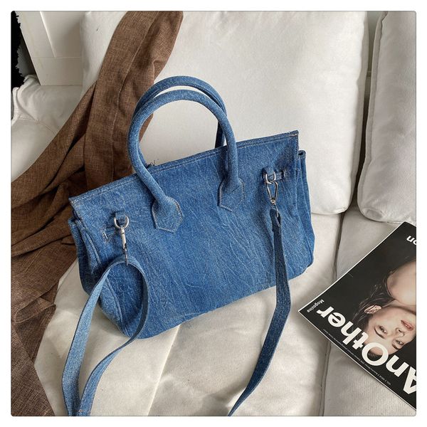 upgraded litchi grain first layer cow leather basket bag leather bucket bag portable womenscrossbody bag messenger marmont mini handle cross
upgraded litchi grain first layer cow leather basket bag leather bucket bag portable womenscrossbody bag messenger marmont mini handle cross