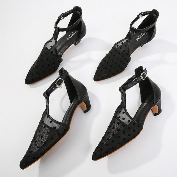 dot embroider lace sandals women kitten heel summer shoes heart pattern mesh gladiator sandalias mujer big size 43, Black
dot embroider lace sandals women kitten heel summer shoes heart pattern mesh gladiator sandalias mujer big size 43, Black