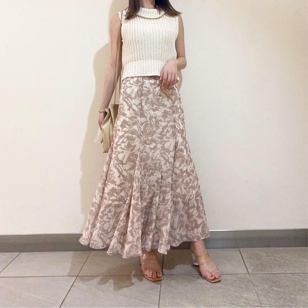 skirts chic irregular high waist hip woman elegant temperament print trumpet skirt summer 2021 fashion draped design jupe, Black
skirts chic irregular high waist hip woman elegant temperament print trumpet skirt summer 2021 fashion draped design jupe, Black