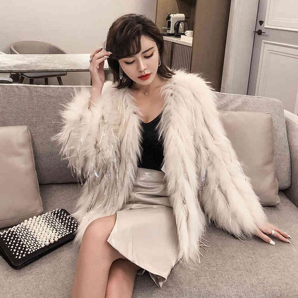 women's fur & faux autumn and winter arrival sequins tassels faux fur coat modis short white women jacket or01, Black
women's fur & faux autumn and winter arrival sequins tassels faux fur coat modis short white women jacket or01, Black