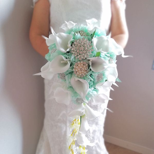 bridal bouquet sky blue peony with white calla lily green wedding flowers waterfall style accessoires de mariage cascading fleur artificiell
bridal bouquet sky blue peony with white calla lily green wedding flowers waterfall style accessoires de mariage cascading fleur artificiell