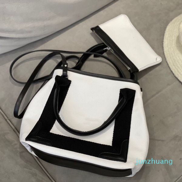 designer- simple black and white leather patchwork canvas bag letter decorative large capacity composite bags shoulder bags
designer- simple black and white leather patchwork canvas bag letter decorative large capacity composite bags shoulder bags