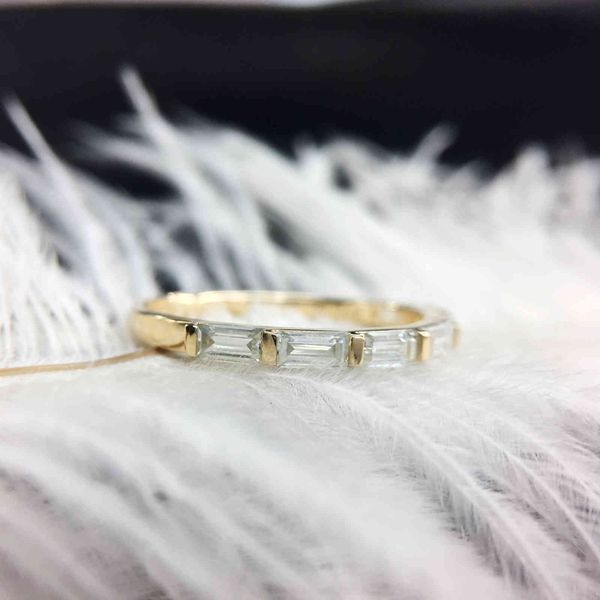lab grown diamond 0.7ctw baguette moissanite wedding band solid 14k yellow gold df color excellent cut for women, Slivery;golden
lab grown diamond 0.7ctw baguette moissanite wedding band solid 14k yellow gold df color excellent cut for women, Slivery;golden