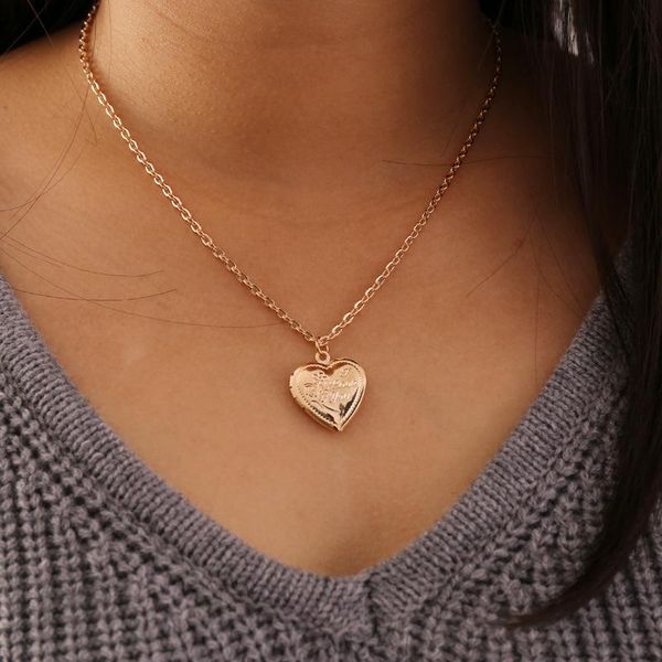 pendant necklaces retro peach heart necklace for women punk style fashion clavicle chain, Silver
pendant necklaces retro peach heart necklace for women punk style fashion clavicle chain, Silver