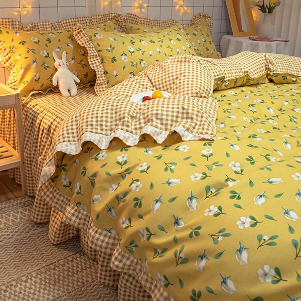 bedding sets korean style bed skirt four-piece net celebrity princess sheet quilt cover 4-piece thick brushed skin-friendly
bedding sets korean style bed skirt four-piece net celebrity princess sheet quilt cover 4-piece thick brushed skin-friendly