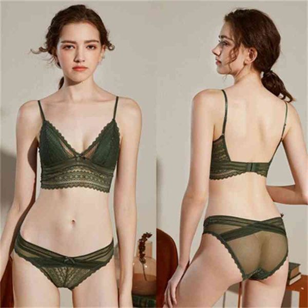 set fashion designer luxury lace underwear u-shaped beautiful back large open non steel ring bra triangular cup thin, Black;white
set fashion designer luxury lace underwear u-shaped beautiful back large open non steel ring bra triangular cup thin, Black;white