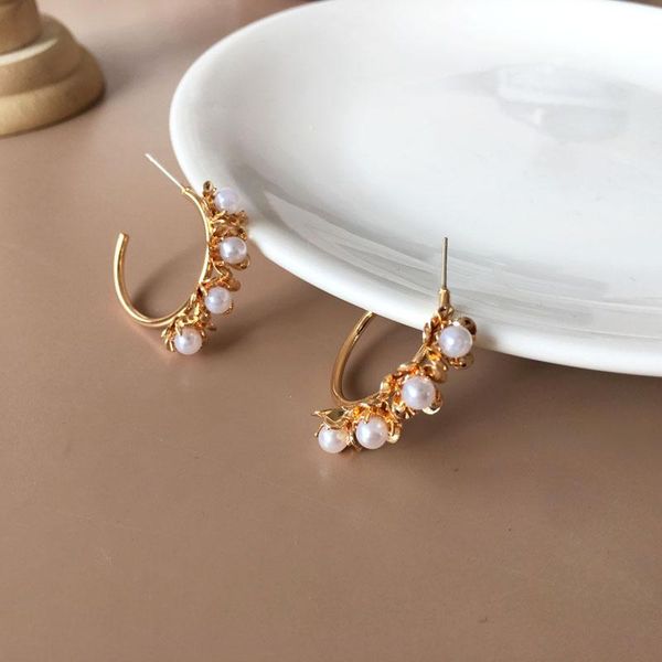 hoop & huggie fashion flower c-shaped pearl earrings temperament personality dimensional design golden drop, Golden;silver
hoop & huggie fashion flower c-shaped pearl earrings temperament personality dimensional design golden drop, Golden;silver