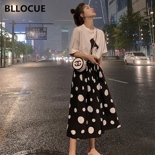 fashion two piece set 2021 cotton white character t-shirt irregular temperament big wave point swing skirt women's pants
fashion two piece set 2021 cotton white character t-shirt irregular temperament big wave point swing skirt women's pants