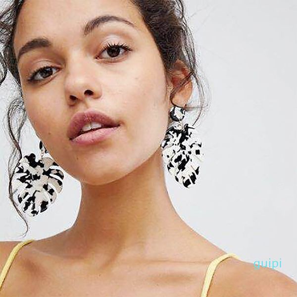 new large brand acetic acid plate earrings individual leaf earrings european and american popular ladies' earrings, Silver
new large brand acetic acid plate earrings individual leaf earrings european and american popular ladies' earrings, Silver