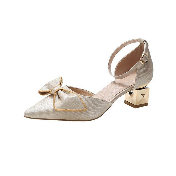 sandals 2021 fashion women's baotou elegant bow decoration sweet mature with heels shoe selling, Black
sandals 2021 fashion women's baotou elegant bow decoration sweet mature with heels shoe selling, Black