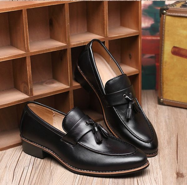 lace-up men casual derby shoes luxurys classic dress leather wedding shoe formal flats business designer sneakers big size 37-48, Black
lace-up men casual derby shoes luxurys classic dress leather wedding shoe formal flats business designer sneakers big size 37-48, Black