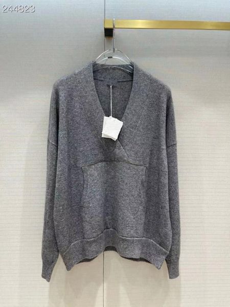 women's sweaters fyion runway fashion women sweater 2021 autumn long sleeve v-neck beading knitted gray pullover, White;black
women's sweaters fyion runway fashion women sweater 2021 autumn long sleeve v-neck beading knitted gray pullover, White;black
