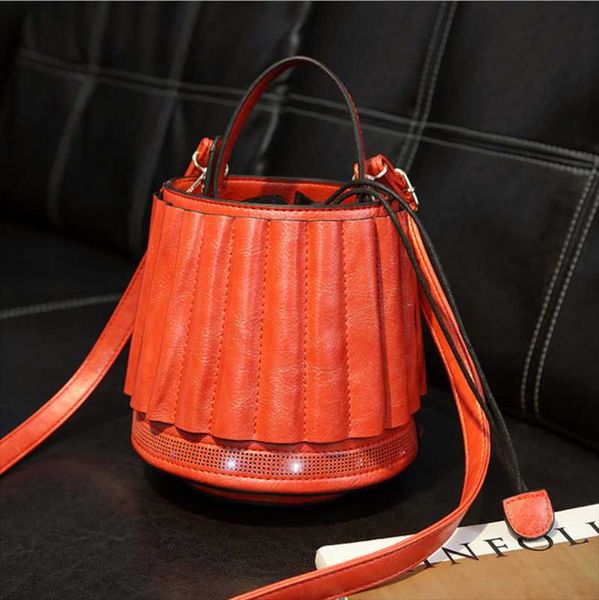 duffel bags table lamp shape handbag messenger bag bucket overnight spend the night
duffel bags table lamp shape handbag messenger bag bucket overnight spend the night