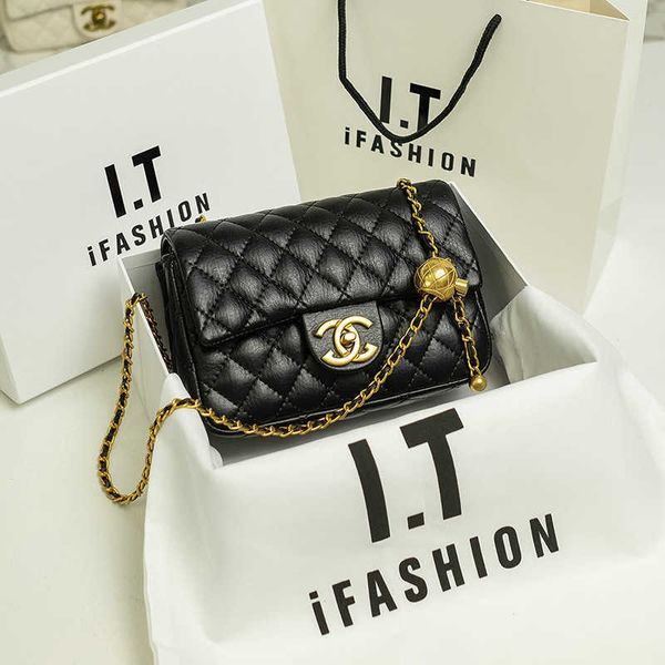 jinzhu square fat metal ball small fragrance chain women's bag spring and summer 2021 fashion messenger
jinzhu square fat metal ball small fragrance chain women's bag spring and summer 2021 fashion messenger