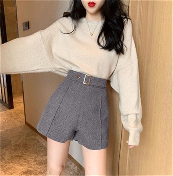 casual shorts, and medium length, women shorts with pockets showing thin, wear inside outside in spring summer, White;black