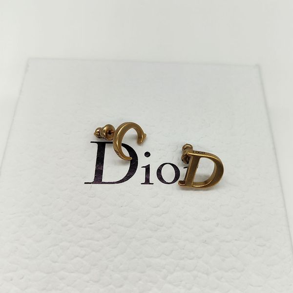 women earrings new brass material 925 silver needle do simple temperament lady earrings brandedke accessories black friday, Golden
women earrings new brass material 925 silver needle do simple temperament lady earrings brandedke accessories black friday, Golden