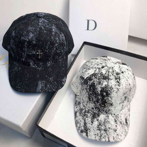 spring summer new graffiti printed fashion brand men's women's versatile black and white baseball autumn sports cap, Blue;gray
spring summer new graffiti printed fashion brand men's women's versatile black and white baseball autumn sports cap, Blue;gray