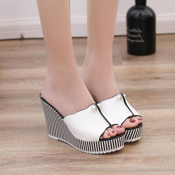 summer wedges sandals high heels beach slippers platform stripe pearl flip flops women shoes fish mouth black sandal 
summer wedges sandals high heels beach slippers platform stripe pearl flip flops women shoes fish mouth black sandal