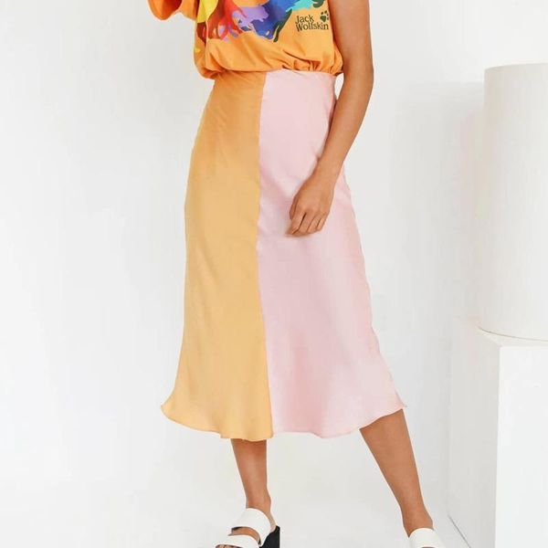 skirts aiujxk arrival 2021 summer color patchwork long women high waist zipper satin skirt fashion casual mid-calf jupes, Black
skirts aiujxk arrival 2021 summer color patchwork long women high waist zipper satin skirt fashion casual mid-calf jupes, Black