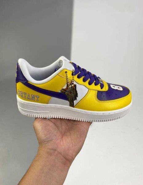 2021 low 1 mens basketball shoes 1s yellow blue white men women sneakers trainers size 36-45
2021 low 1 mens basketball shoes 1s yellow blue white men women sneakers trainers size 36-45