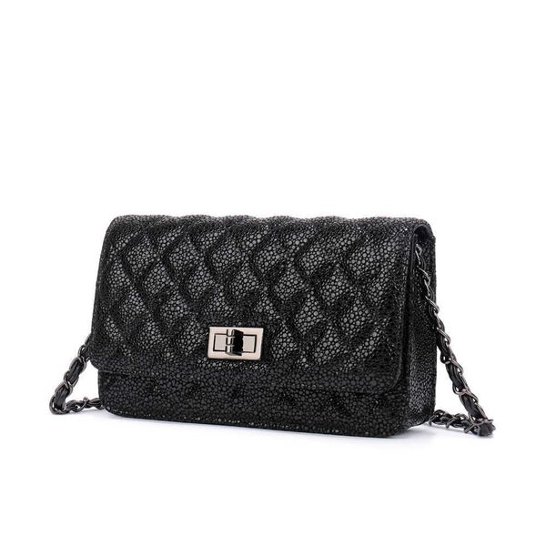 fashion lingge women's single shoulder bag leather slanting chain small square bag head leather women's bag y43
fashion lingge women's single shoulder bag leather slanting chain small square bag head leather women's bag y43