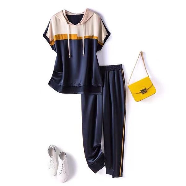 women's two piece pants 2021 spring and autumn european american high-end casual sports suit hooded two-piece, White
women's two piece pants 2021 spring and autumn european american high-end casual sports suit hooded two-piece, White