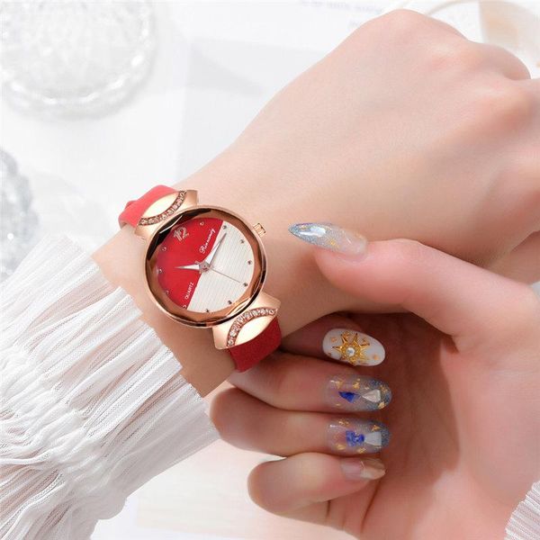wristwatches women girls fashion quartz watch dual color dial with pu leather band small scale dress d88, Slivery;brown
wristwatches women girls fashion quartz watch dual color dial with pu leather band small scale dress d88, Slivery;brown