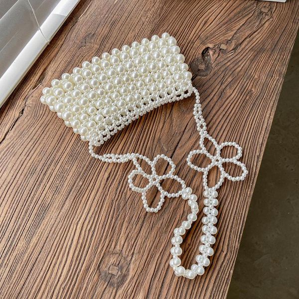 female baguette handbags with pearl beads flower designs small embossing shoulder underarm bags for shopping cross body
female baguette handbags with pearl beads flower designs small embossing shoulder underarm bags for shopping cross body
