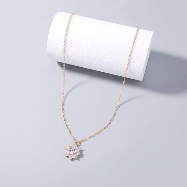 chains crystal sunflower necklace for women gold plated titanium luxury fashion korean white clavicle chain, Silver
chains crystal sunflower necklace for women gold plated titanium luxury fashion korean white clavicle chain, Silver