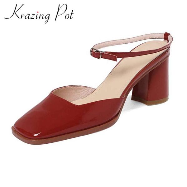 dress shoes krazing pot 2021 full grain leather mules women high street fashion simple style dance party buckle decoration sandals l36, Black
dress shoes krazing pot 2021 full grain leather mules women high street fashion simple style dance party buckle decoration sandals l36, Black