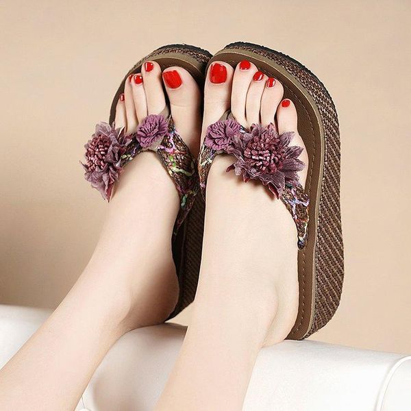 rubber flip flops big size shoes slippers women summer slides med flower pantofle on a wedge hawaiian 2021 pu fabric floral rome, Black
rubber flip flops big size shoes slippers women summer slides med flower pantofle on a wedge hawaiian 2021 pu fabric floral rome, Black