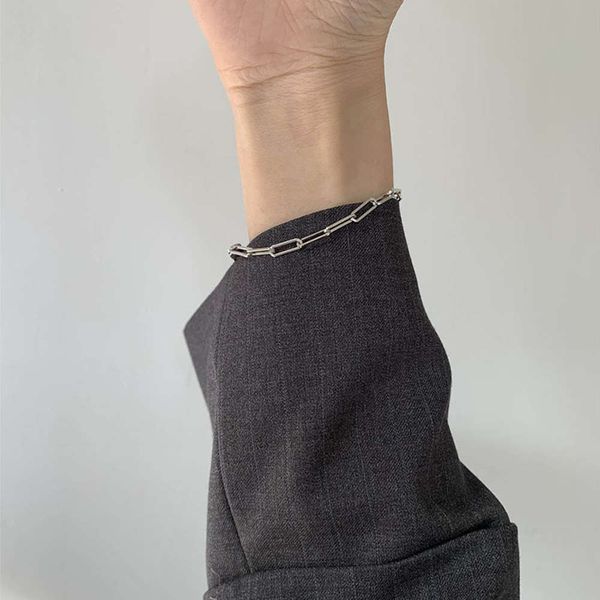 hand catenary fashion chain bracelet women's indifference, simple and fashionable temperament, hand decoration b029, Black
hand catenary fashion chain bracelet women's indifference, simple and fashionable temperament, hand decoration b029, Black