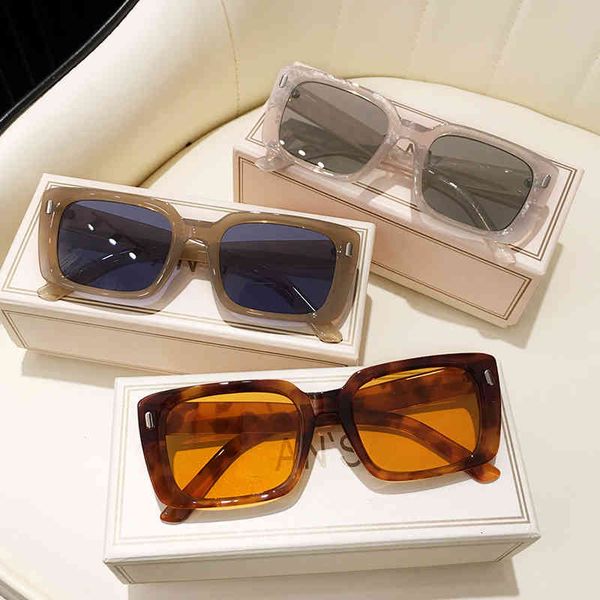 sunglasses women oversized eyewear 2021 gradient brown pink sea color sun glasses for female gift brand designer uv400, White;black
sunglasses women oversized eyewear 2021 gradient brown pink sea color sun glasses for female gift brand designer uv400, White;black
