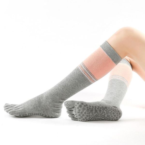 sports socks full finger half middle tube women's yoga non-slip cotton five fitness, Black
sports socks full finger half middle tube women's yoga non-slip cotton five fitness, Black