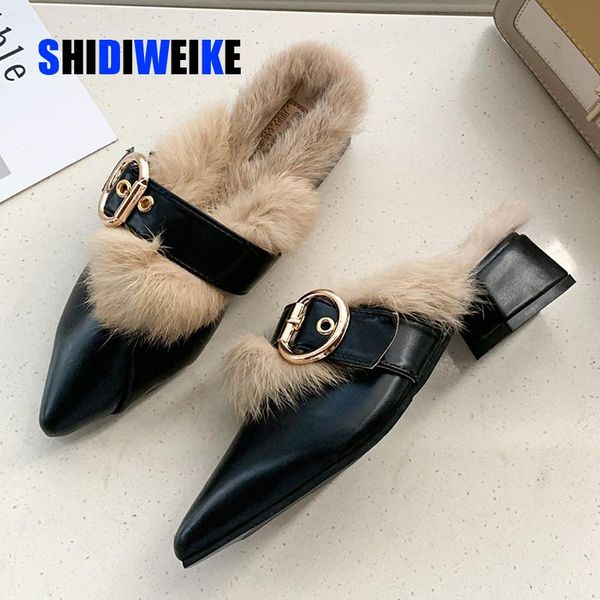 slippers 2021 woman mules shoes women outside female slides flats ladies fur buckle lady for g763, Black
slippers 2021 woman mules shoes women outside female slides flats ladies fur buckle lady for g763, Black